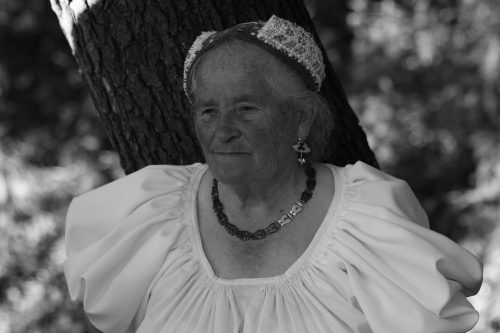 Pomegranate neklace for Piroska néni