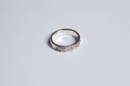 Wedding ring rustic in the middle